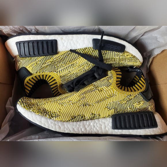 Adidas NMD RUNNER PK R1 S42131 RARE Yellow Camo!! Brand NIB🔥Sz5.5 - Picture 7 of 8